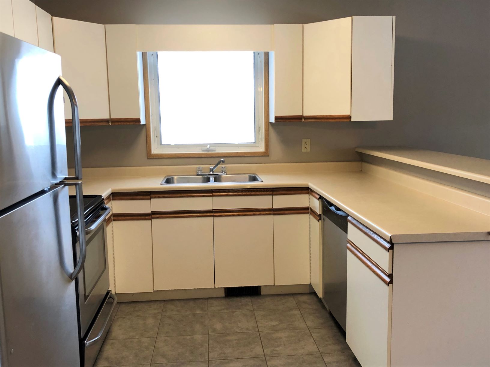 850 20th st kitchen 2