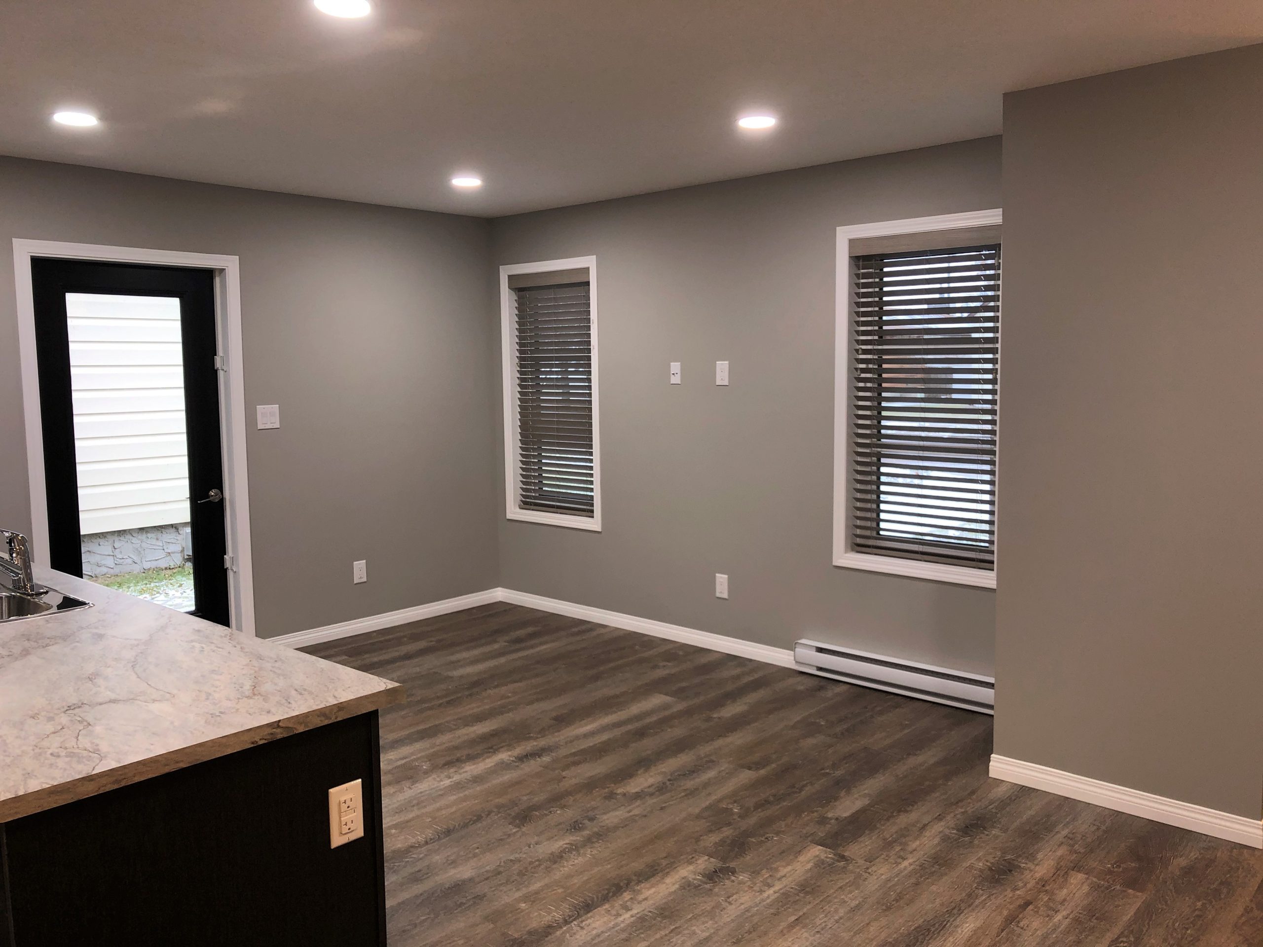 847 11 unit 1 living area