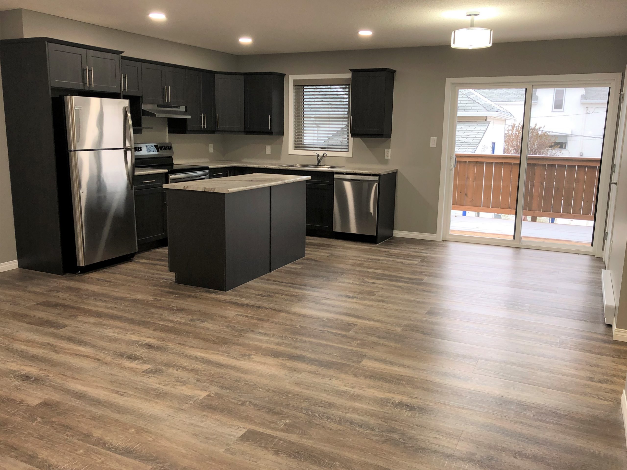 847 11th unit 3 dining area