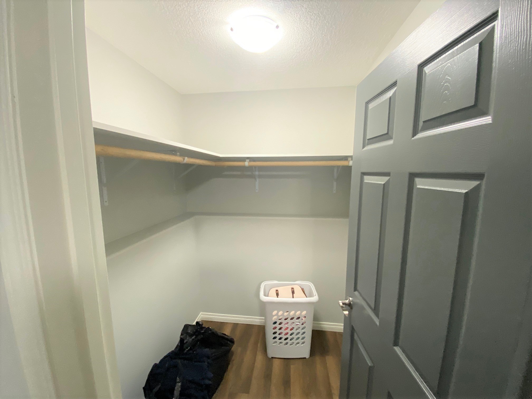 walk in closet