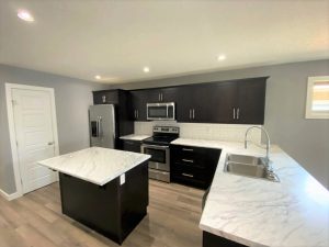 25 birchwood kitchen 1