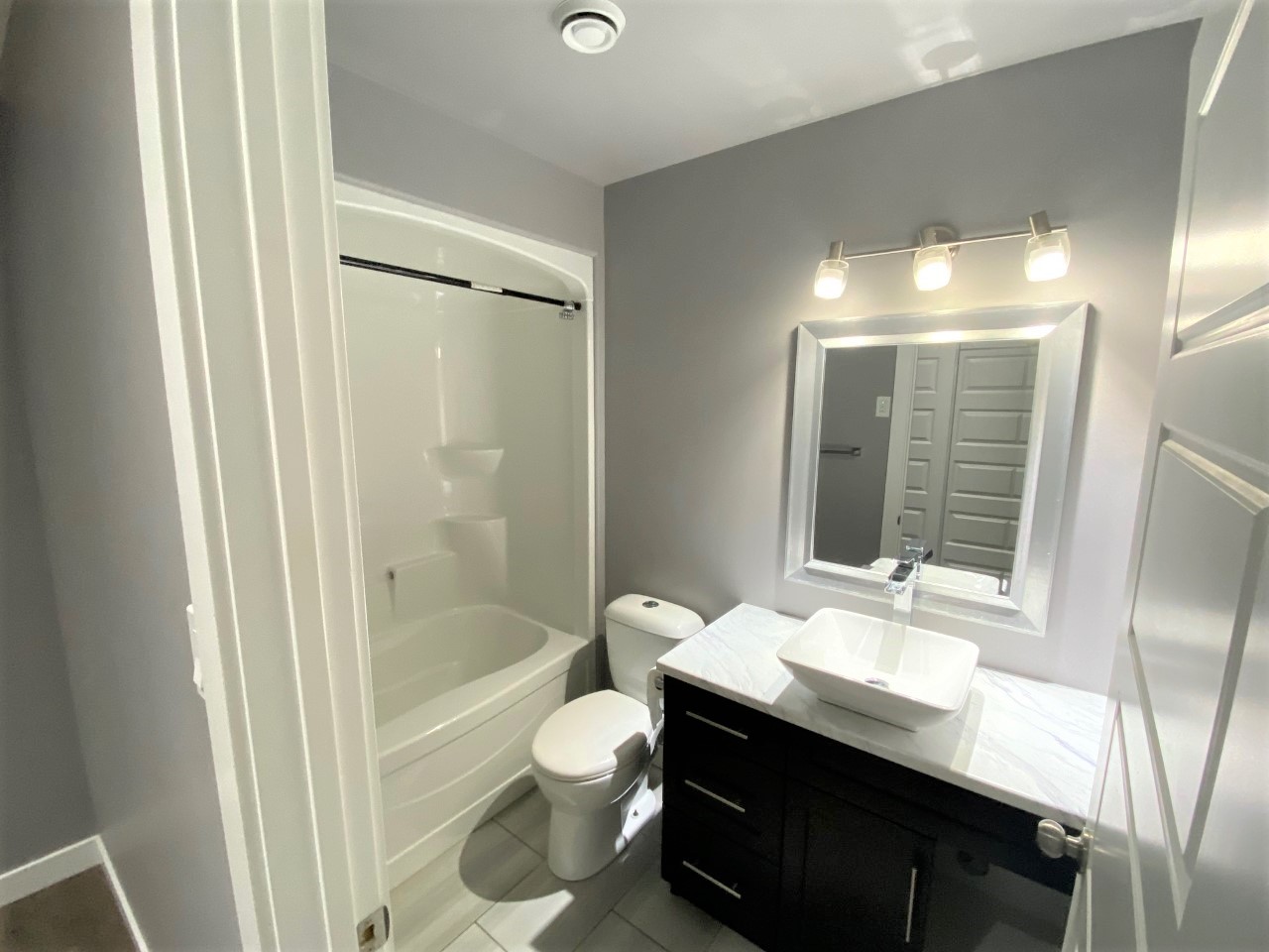 25 birchwood main bath