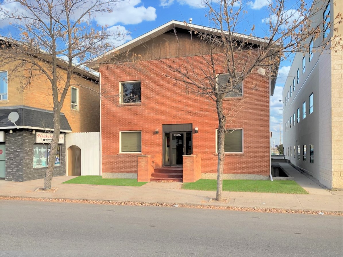 1425 Princess Exterior Final