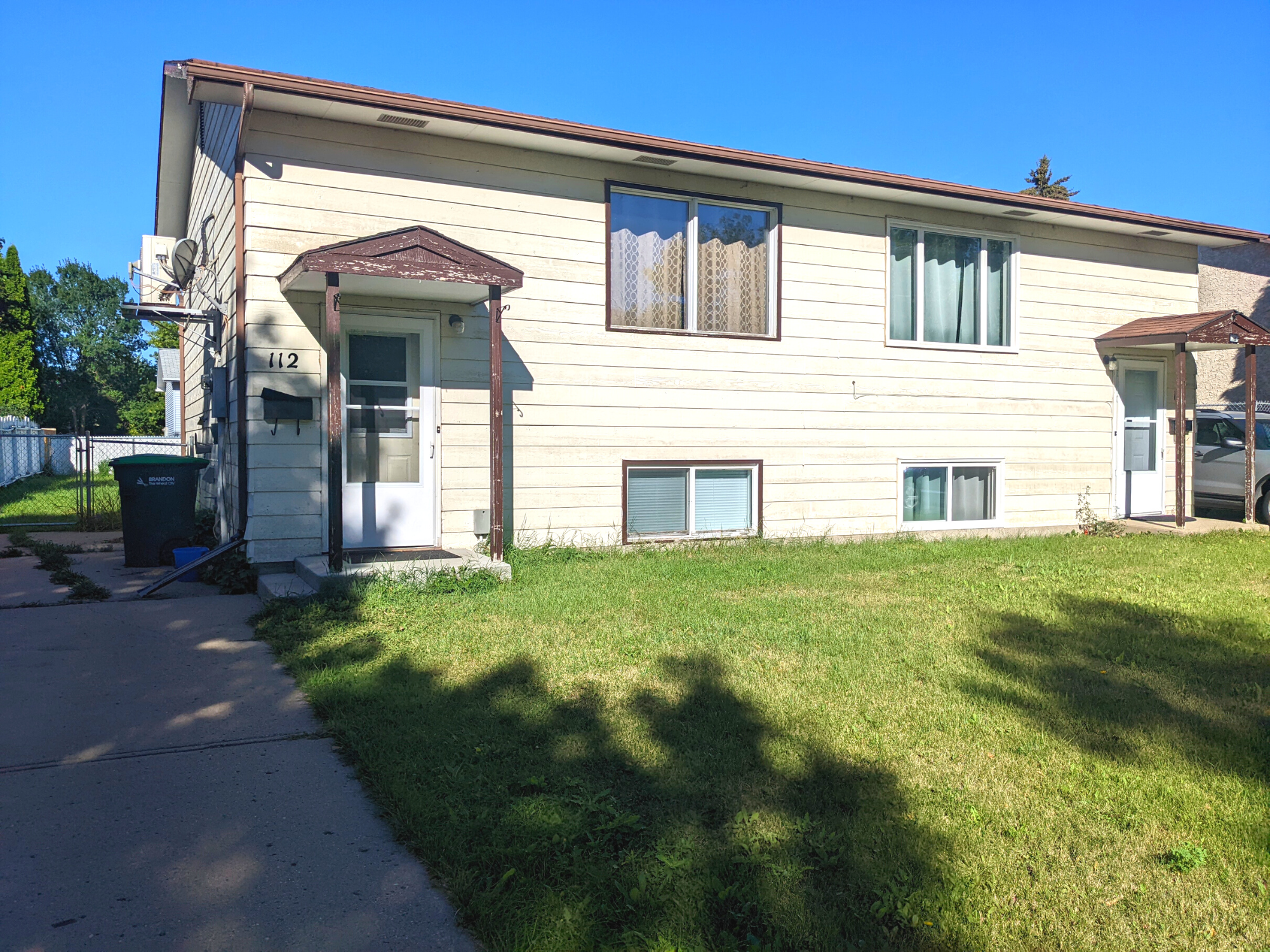 110 + 112 Neepawa (2)