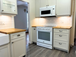 1261 Kitchen 4, Edited for Website