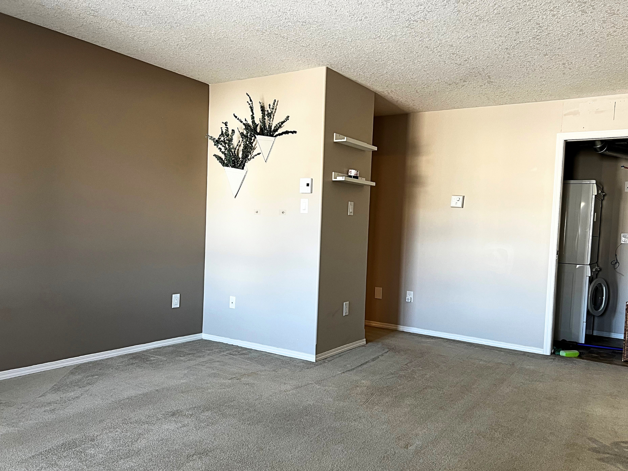 62 Baffin, Living Room, Website