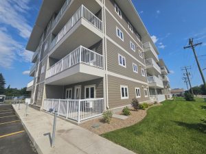 Killarney, Exterior 2