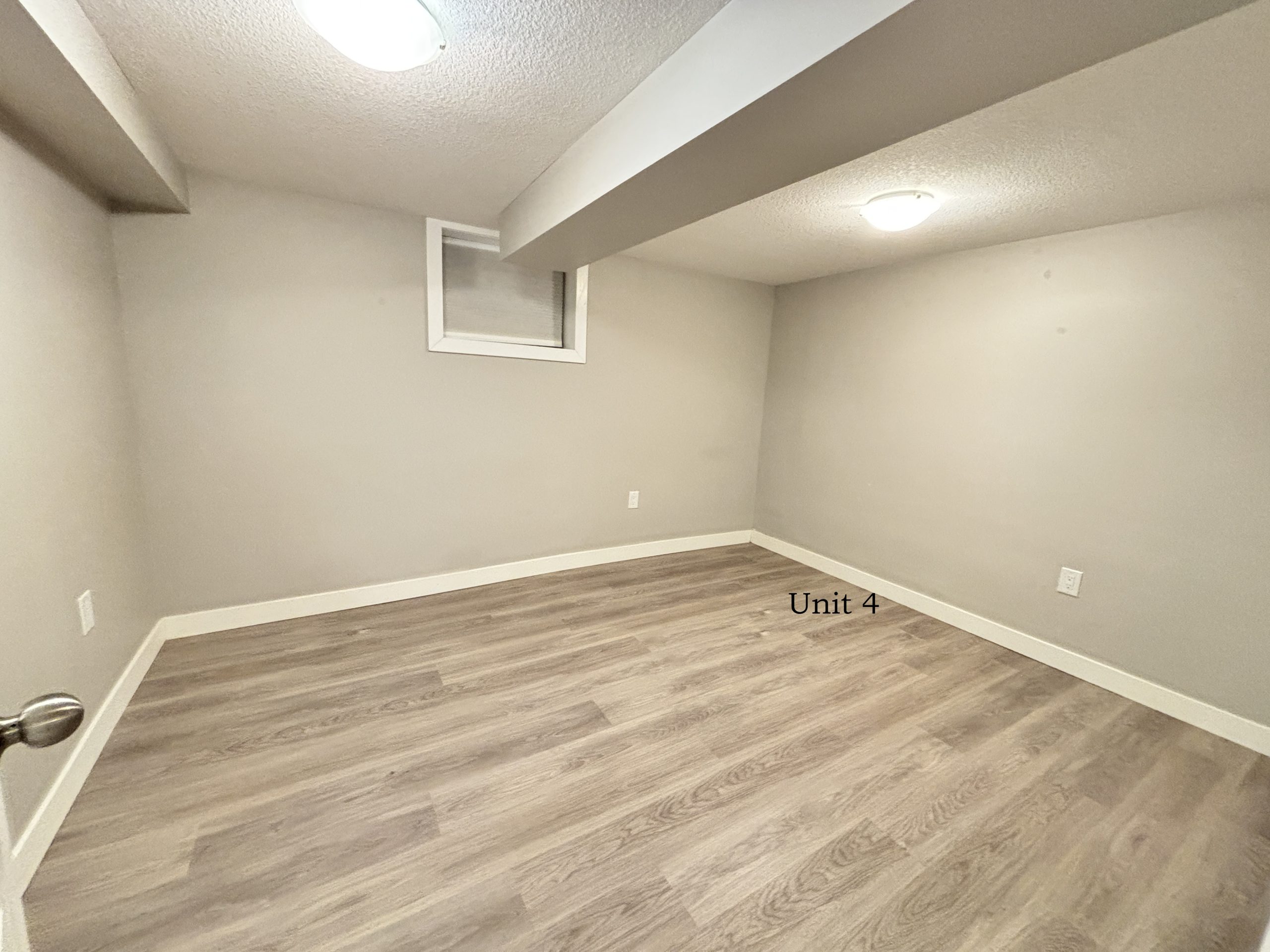 Unit 4 Bedroom, Website